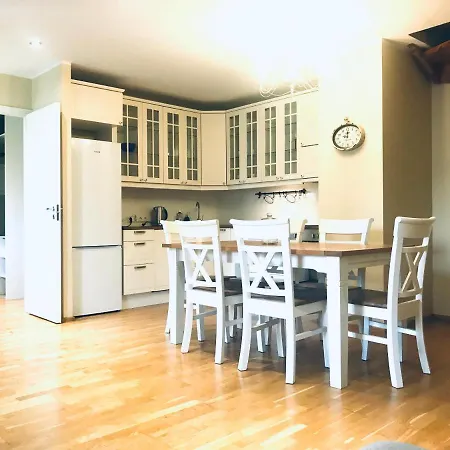 Apartment Cozy Penthouse Apartment, Free Parking Tallinn