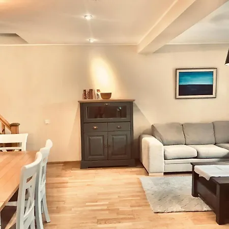 Apartment Cozy Penthouse Apartment, Free Parking Tallinn