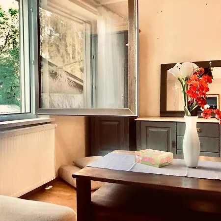 Apartment Cozy Penthouse Apartment, Free Parking